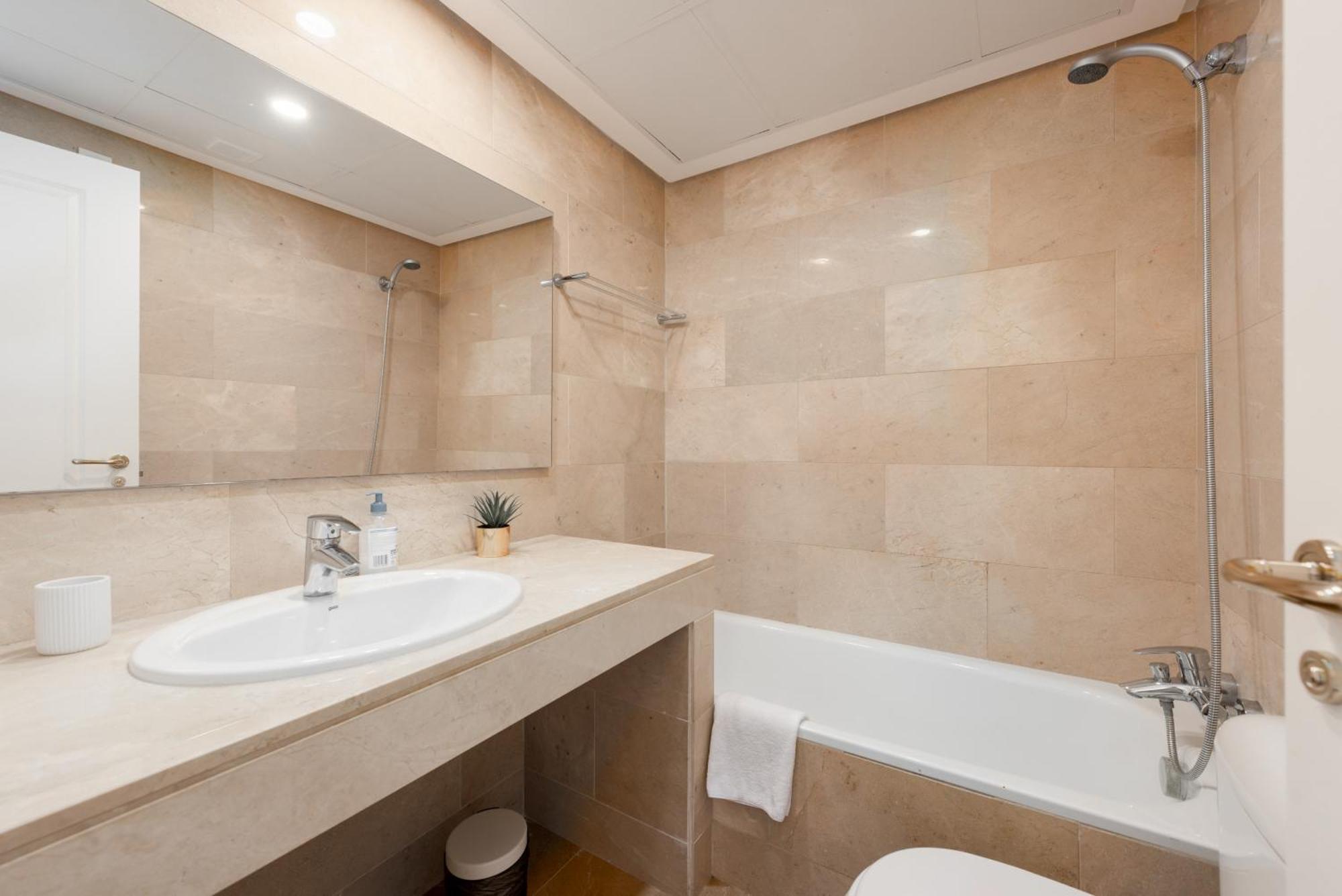 Coto Real 2408 Kiznos Apartment Manilva Bagian luar foto